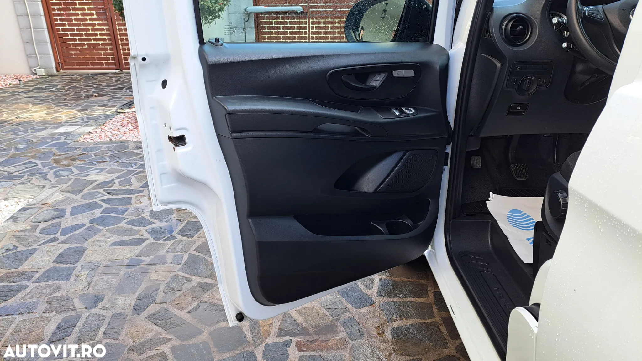 Mercedes-Benz Vito - 38