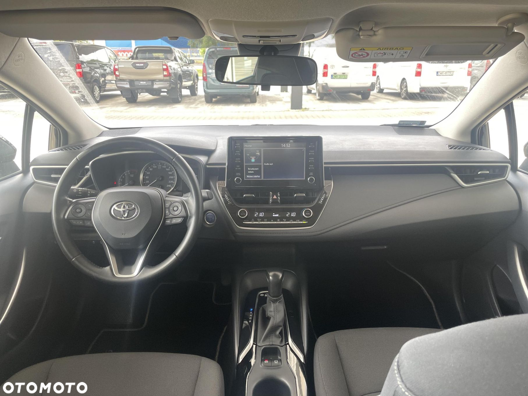 Toyota Corolla - 10
