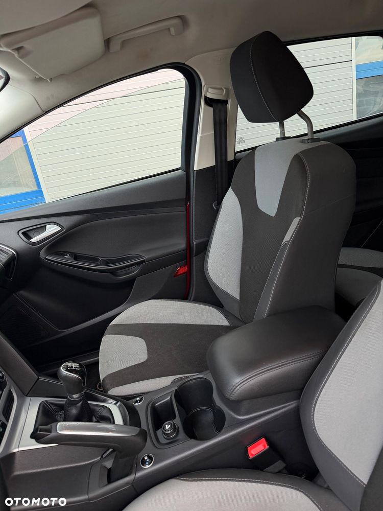 Ford Focus 1.6 TI-VCT Champions Edition - 27