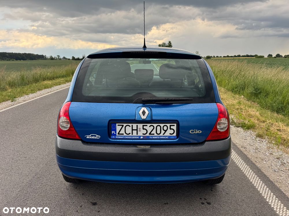 Renault Clio 1.2 16V Confort Authentique - 18