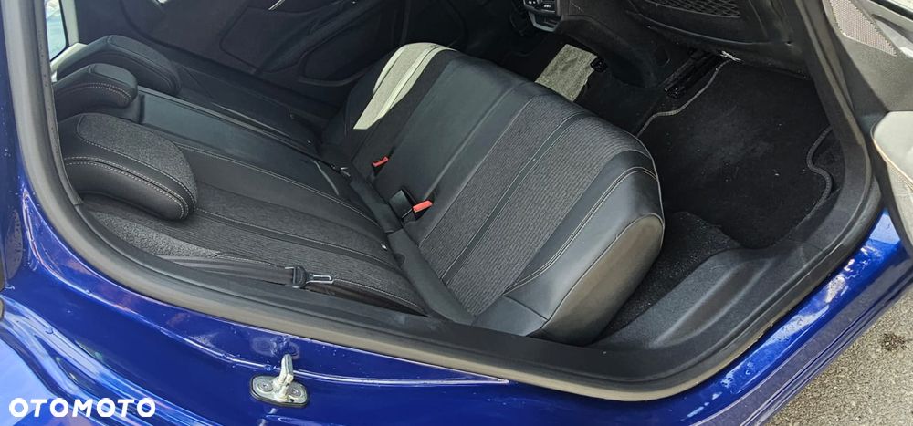 Peugeot 3008 1.5 BlueHDi GT S&S - 16