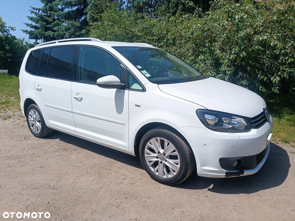 Volkswagen Touran - 1