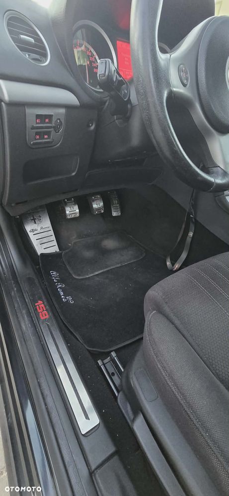 Alfa Romeo 159 - 8