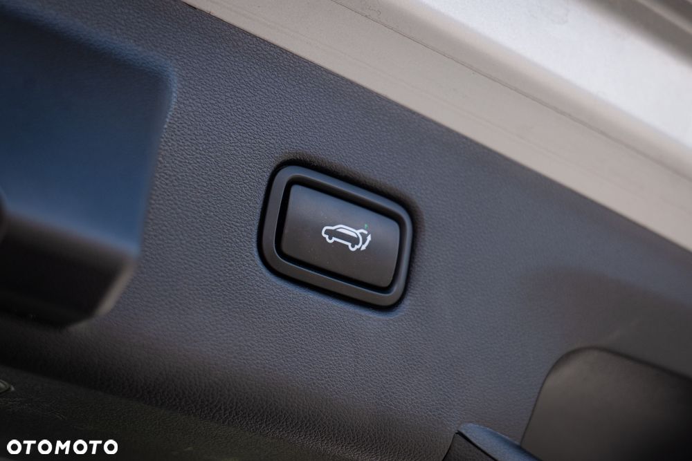 Hyundai Tucson 1.6 T-GDi HEV Executive 4WD - 24