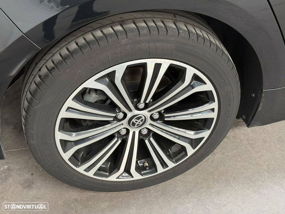Toyota Corolla 1.8 Hybrid Comfort - 9