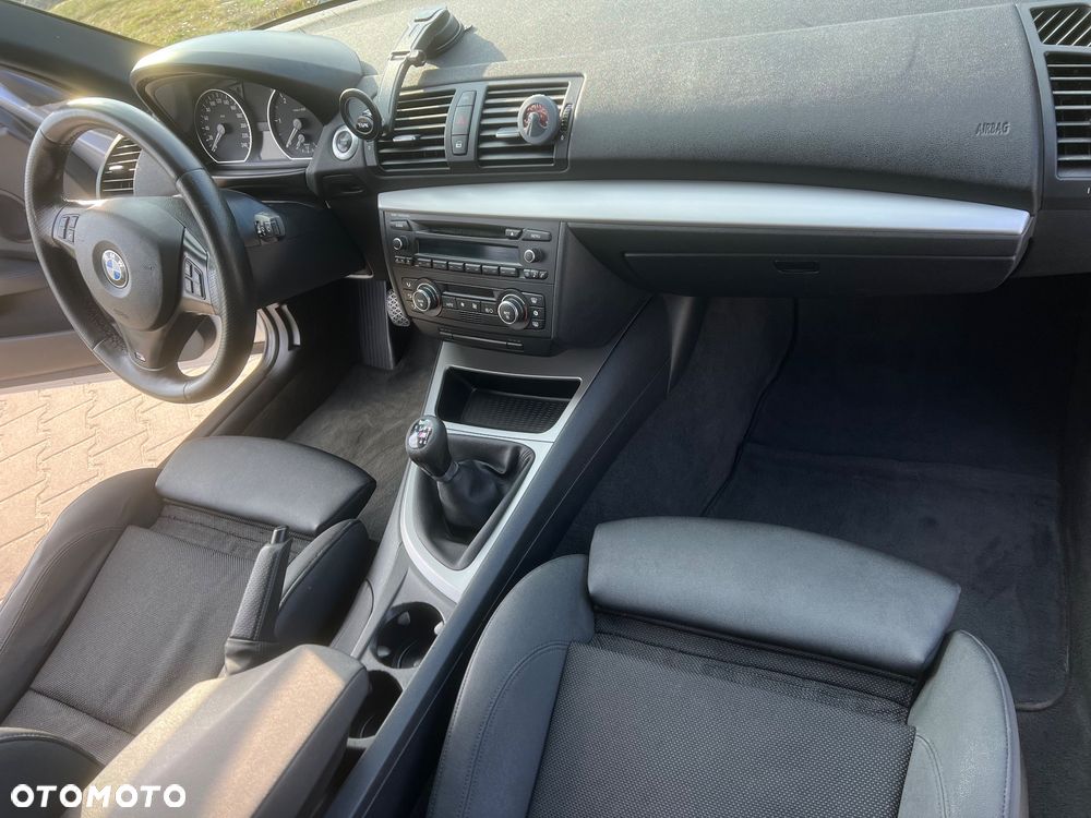 BMW Seria 1 118d DPF Edition Sport - 27