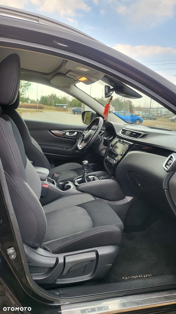 Nissan Qashqai 1.3 DIG-T N-Connecta - 11