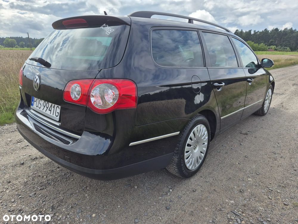 Volkswagen Passat 2.0 FSI Comfortline - 5