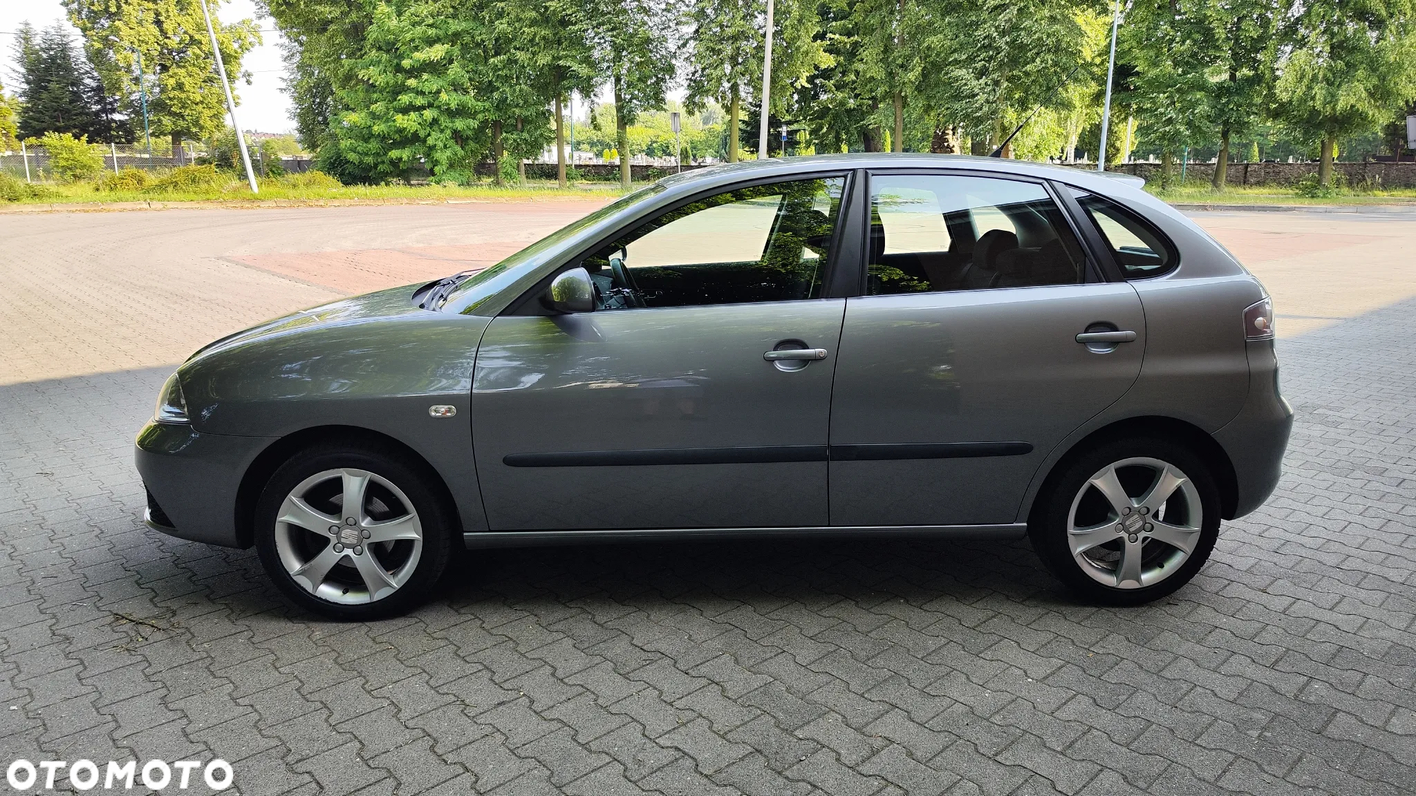 Seat Ibiza 1.4 16V Sport Edition - 4