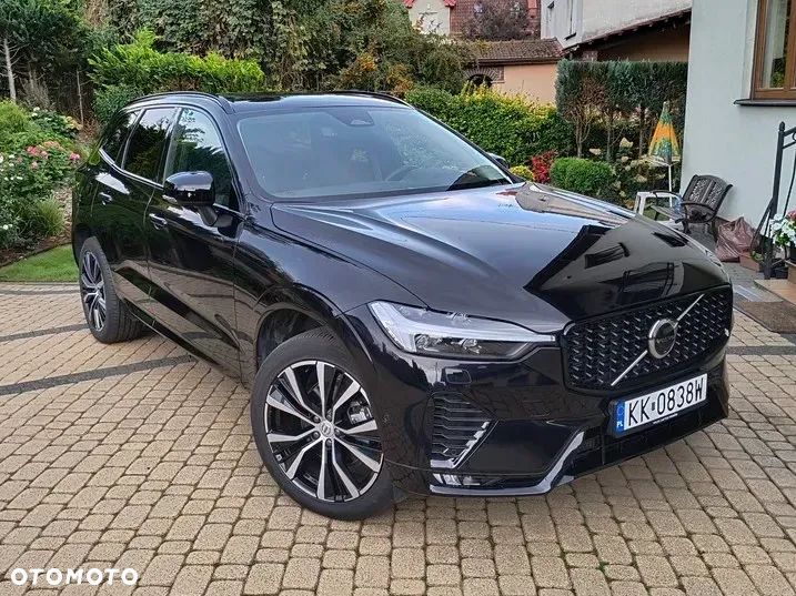 Volvo XC 60 B5 B AWD Plus Black Edition - 1