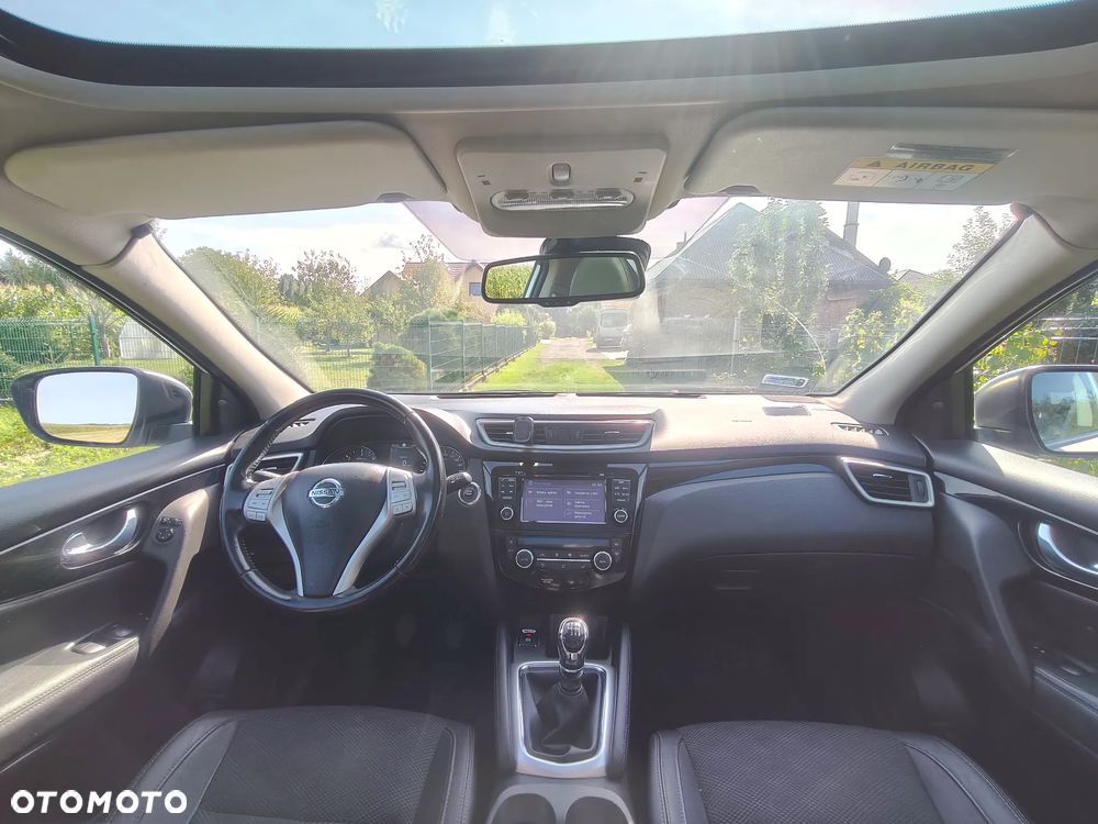 Nissan Qashqai 1.6 DCi Tekna - 19
