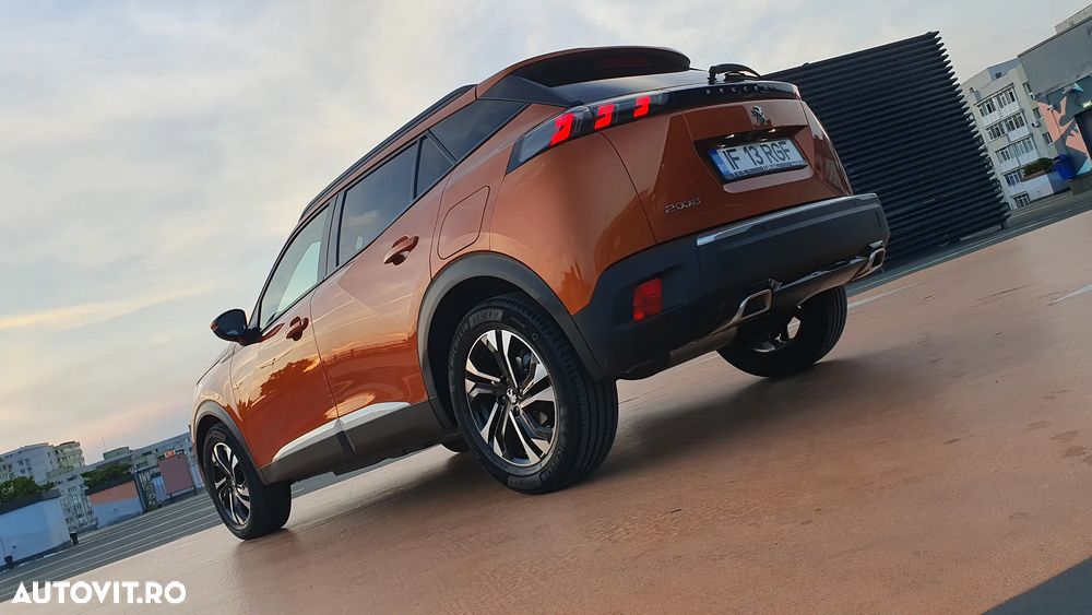Peugeot 2008 1.2 PureTech EAT8 STT GT - 24