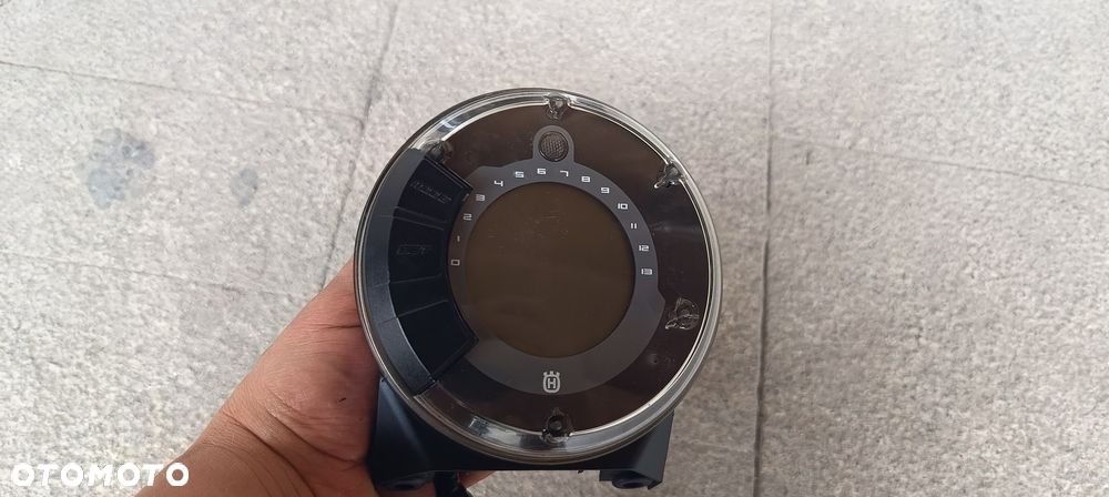 Husqvarna svartpilen 401 Licznik Zegary  Lampa Reflektr Felga koło przód ośka - 15
