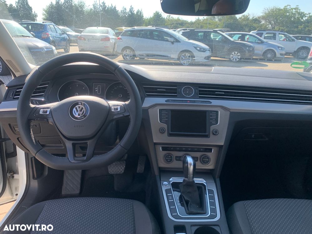 Volkswagen Passat 2.0 TDI DSG Comfortline - 7