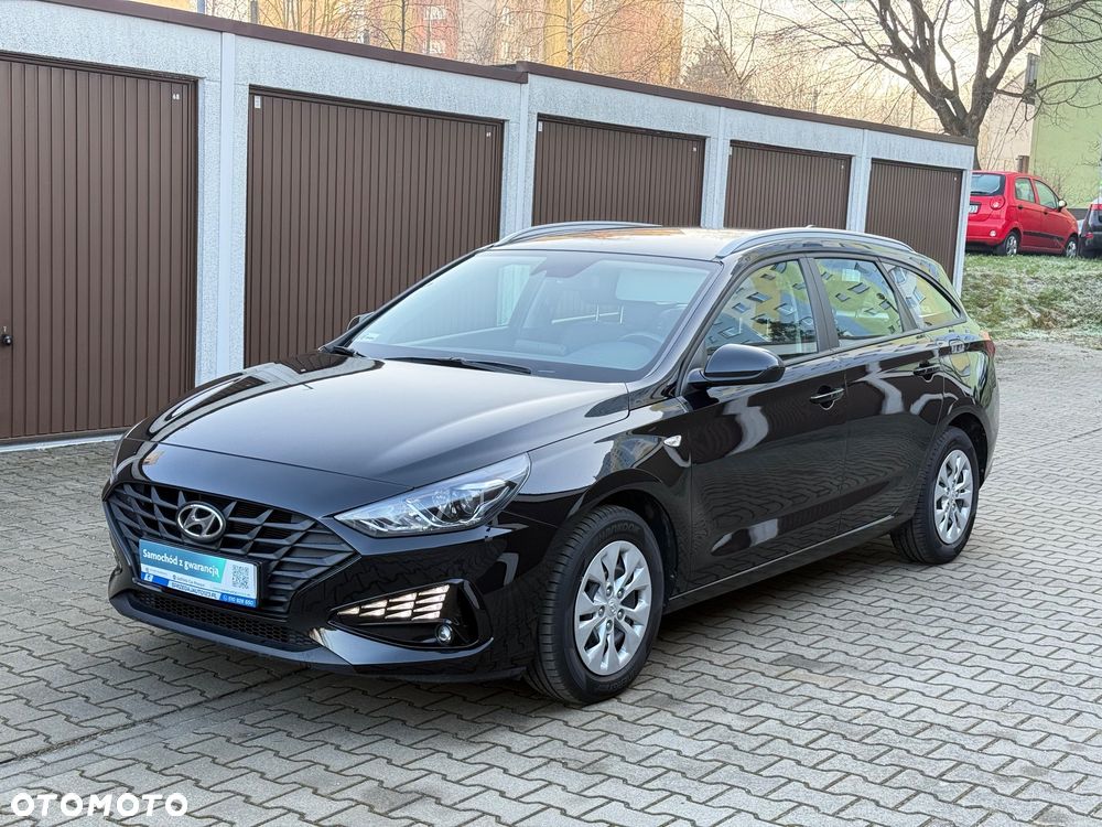 Hyundai i30 1.5 DPI Classic + - 38