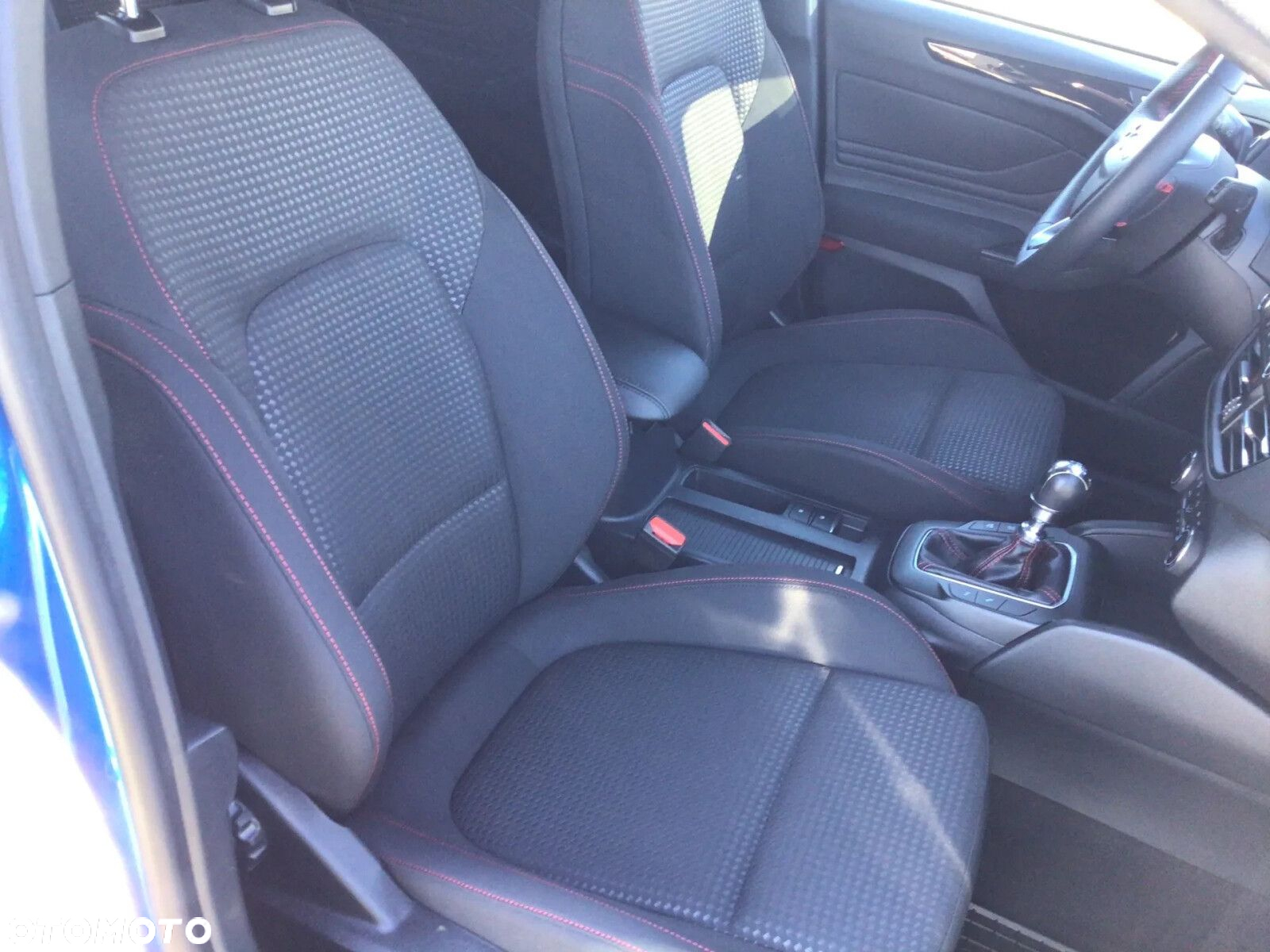 Ford Focus - 10