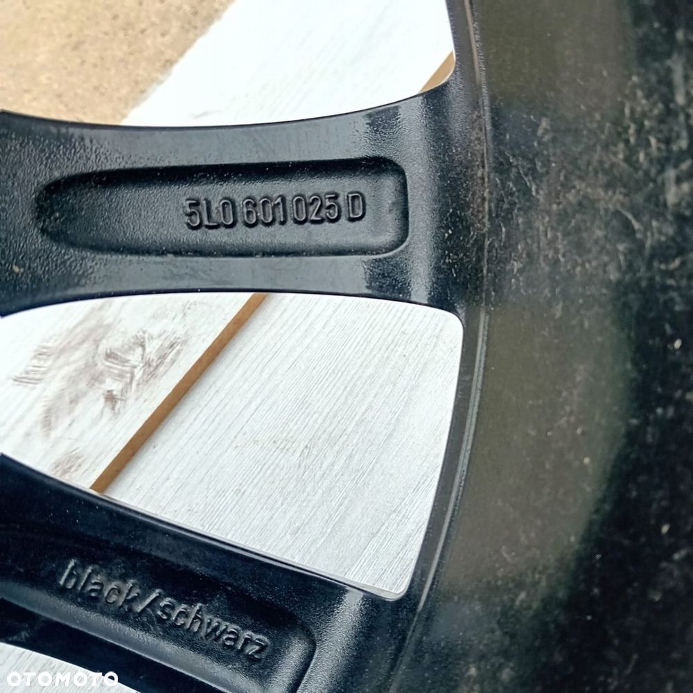 FELGA SKODA 7J 17 ET45 5x112 5L060125D - 2