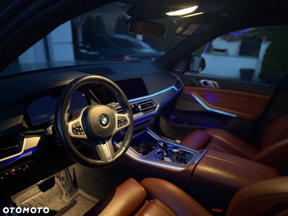 BMW X5 xDrive40d xLine - 29