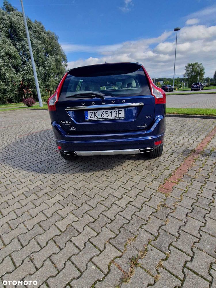 Volvo XC 60 - 6