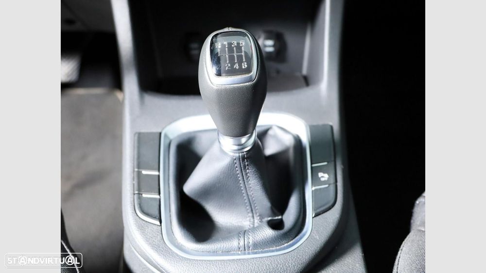 Hyundai i30 1.0 T-GDi Style — fotografia 13