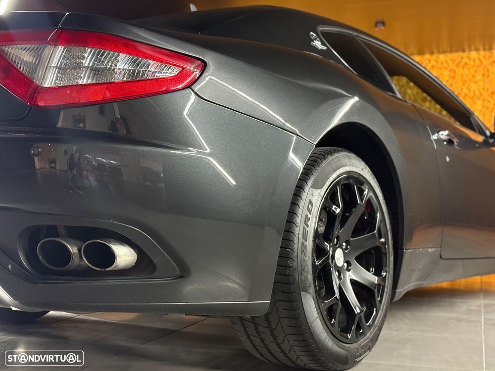 Maserati Granturismo - 12