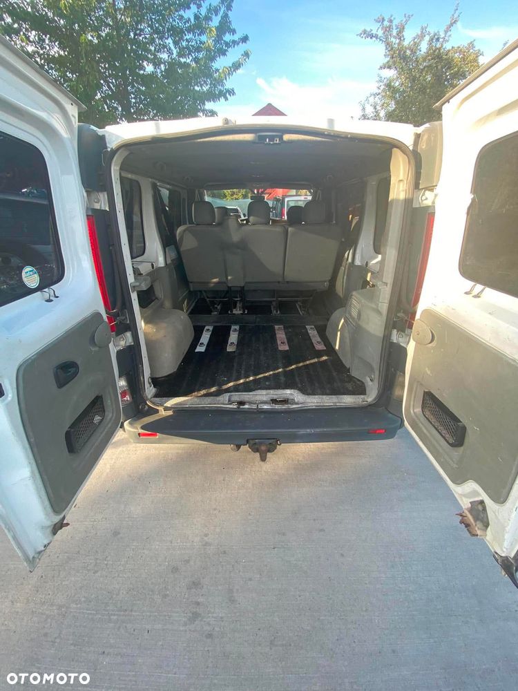 Opel Vivaro - 13