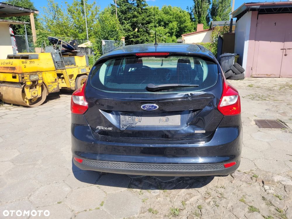 Ford Focus 1.6 TDCi DPF SYNC Edition - 17