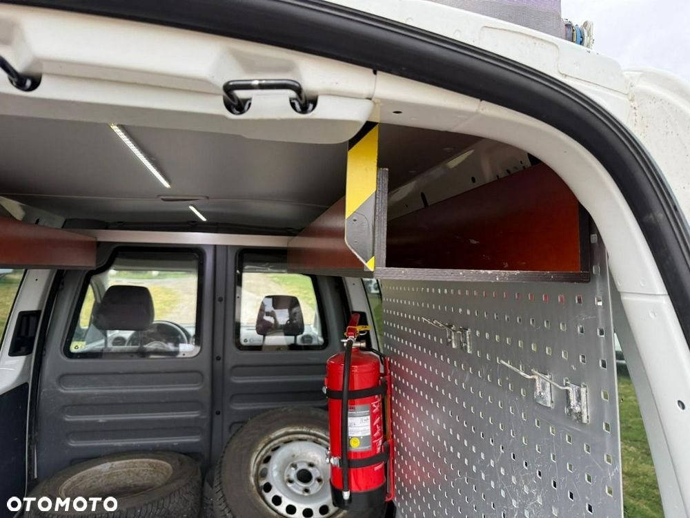 Volkswagen Caddy - 34
