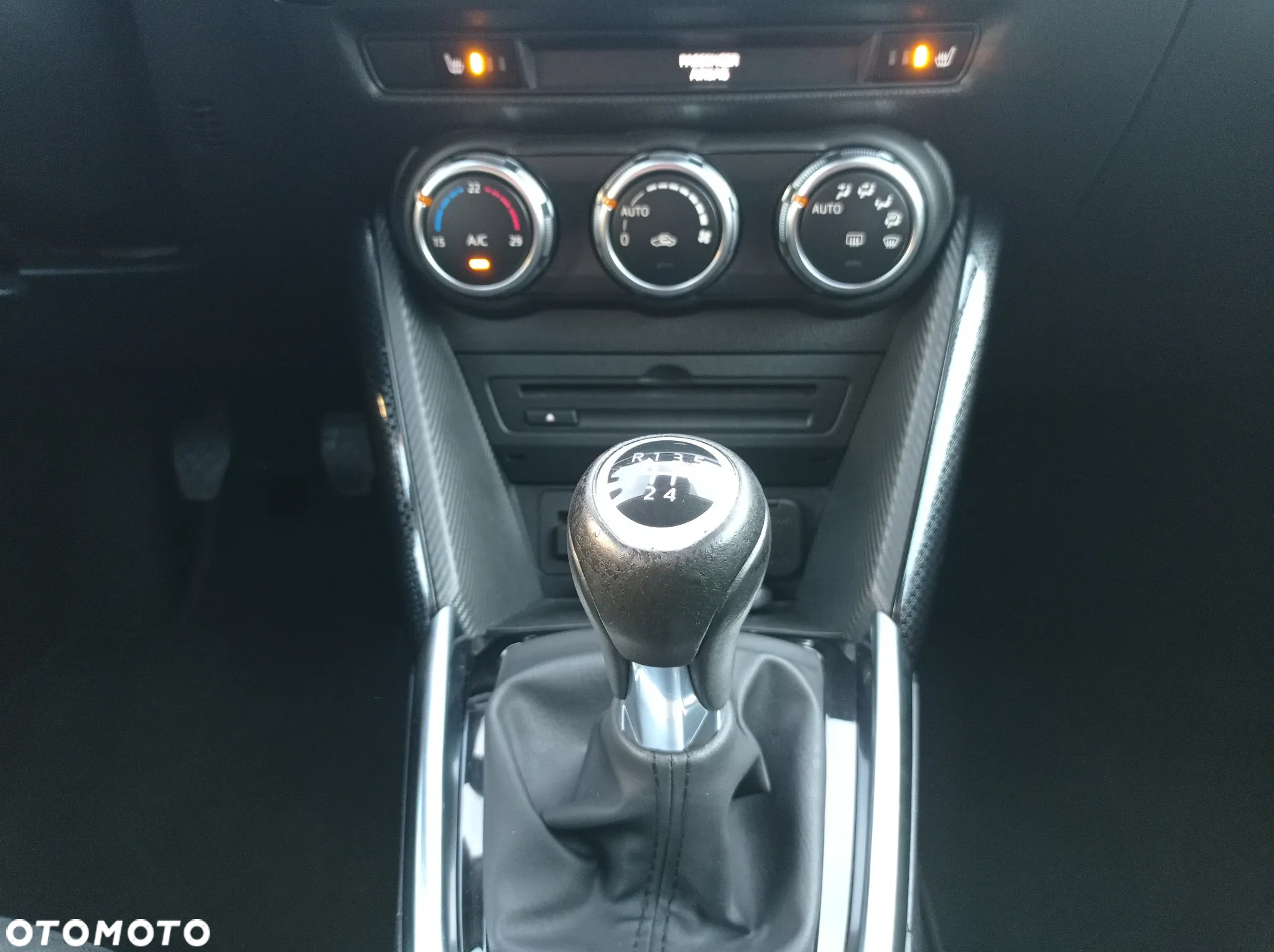 Mazda 2 SKYACTIV-G 90 Exclusive-Line - 14