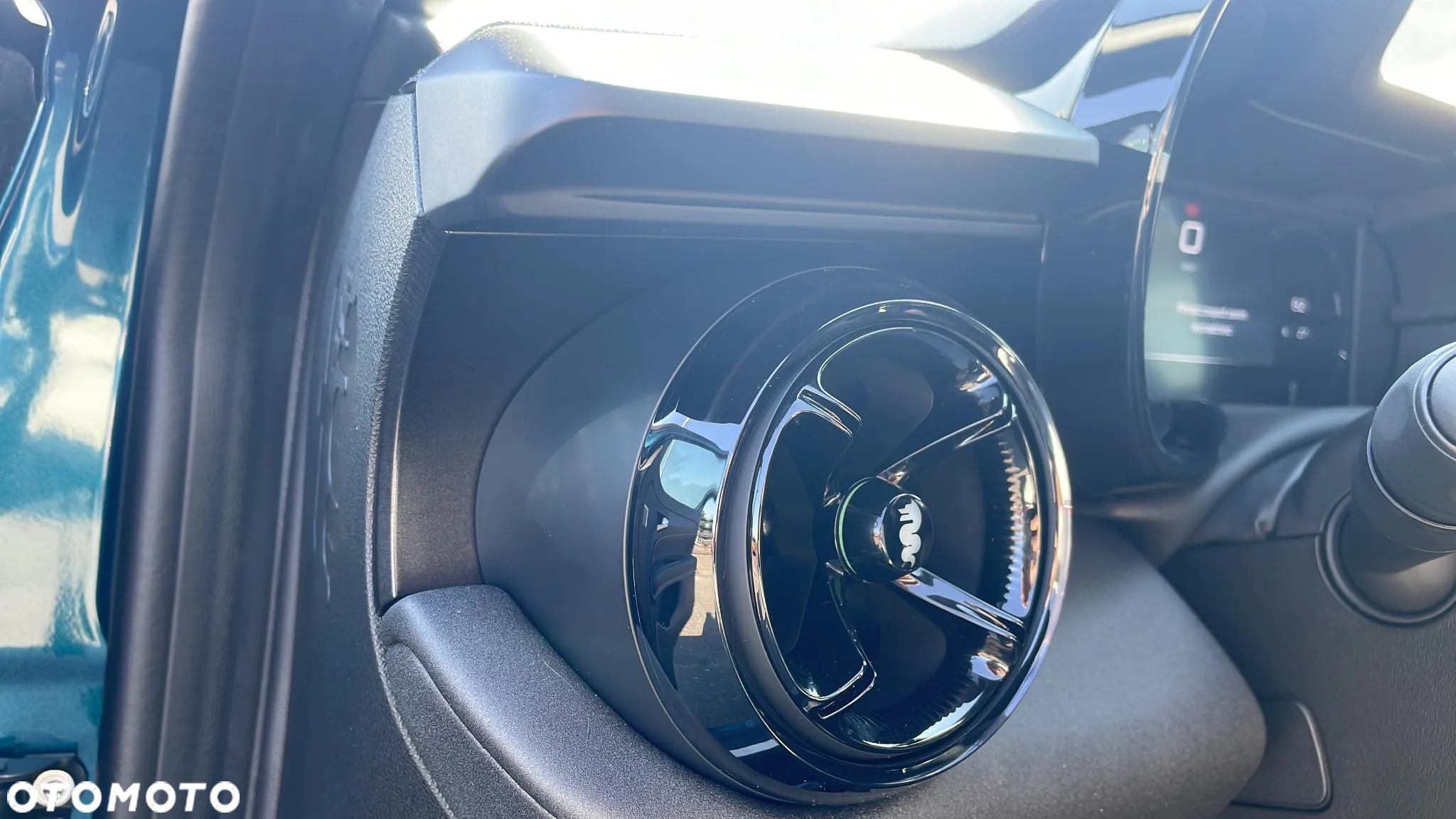 Alfa Romeo Junior 54kWh Elettrica Speciale - 9