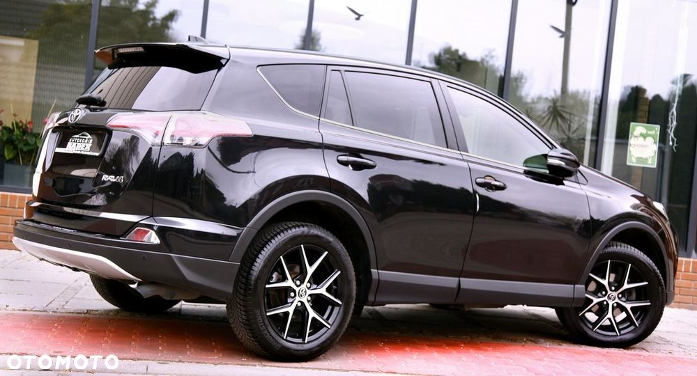 Toyota RAV4 2.0 D-4D 4x2 Start-Stop Executive - 8
