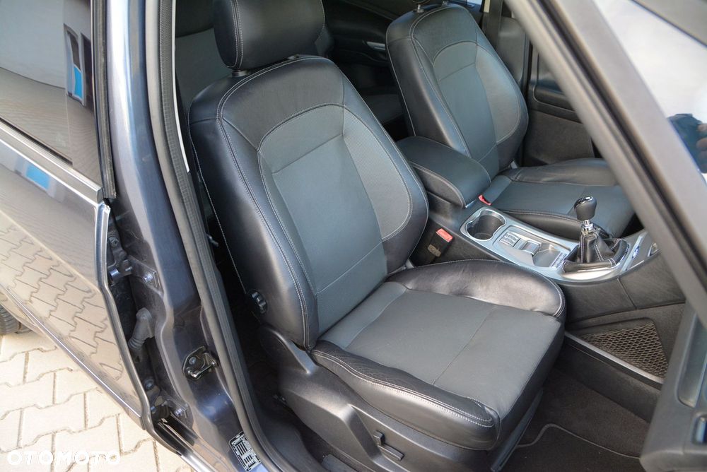 Ford S-Max - 27