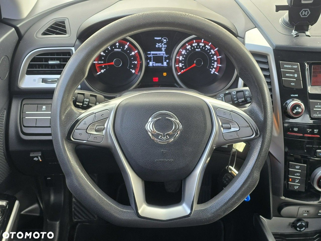 SsangYong/KGM Tivoli - 25