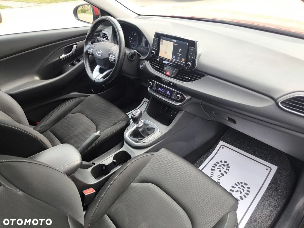 Hyundai i30 blue Kombi 1.6 CRDi Style - 27