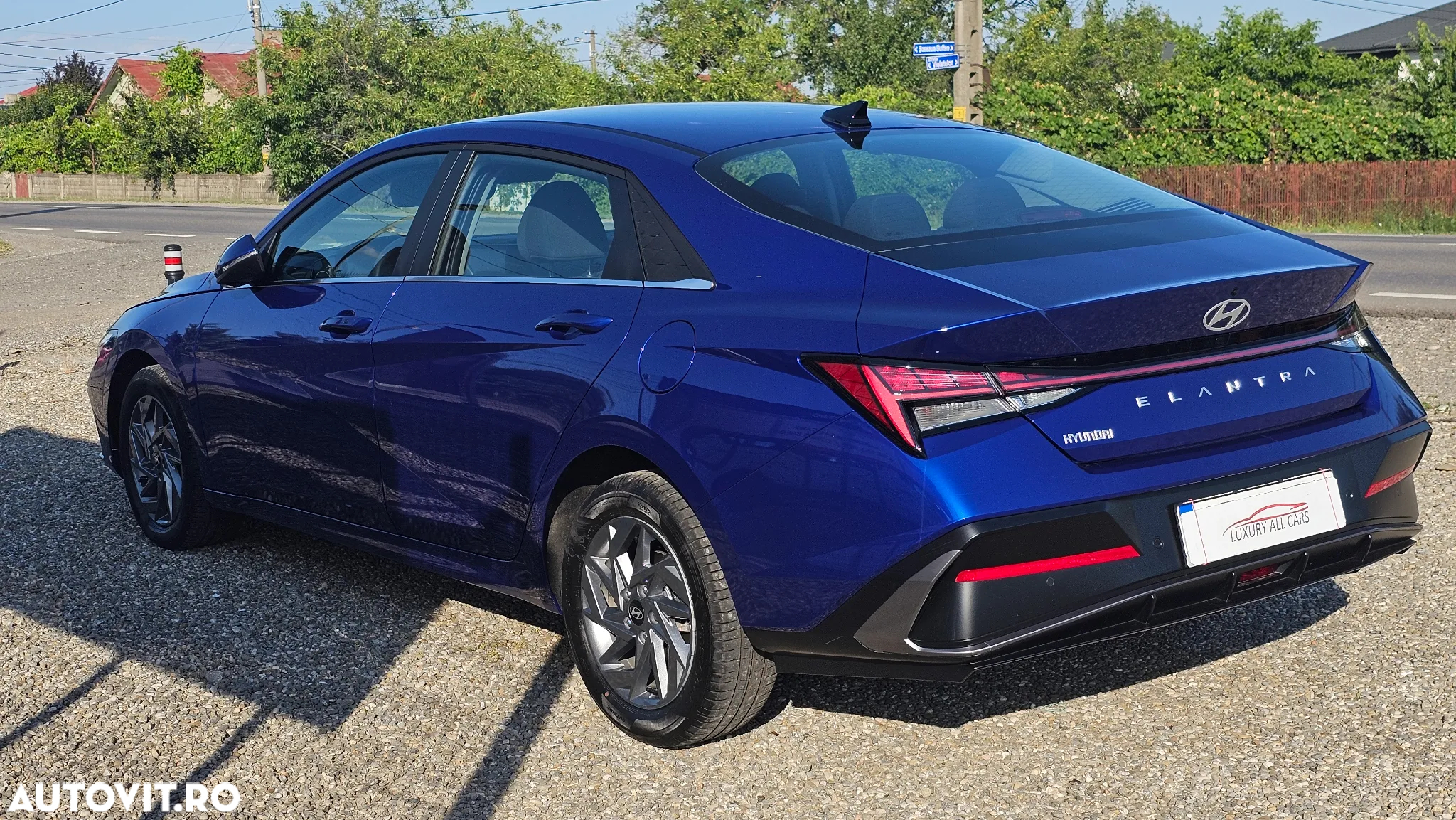 Hyundai Elantra 1.6 l 123 CP CVT Highway - 27