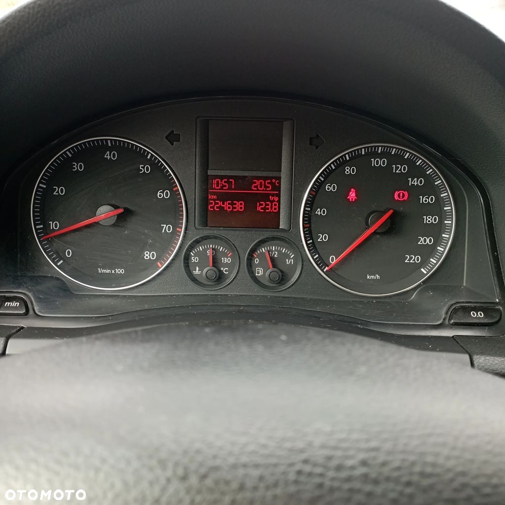 Volkswagen Golf V 1.4 Comfortline - 21