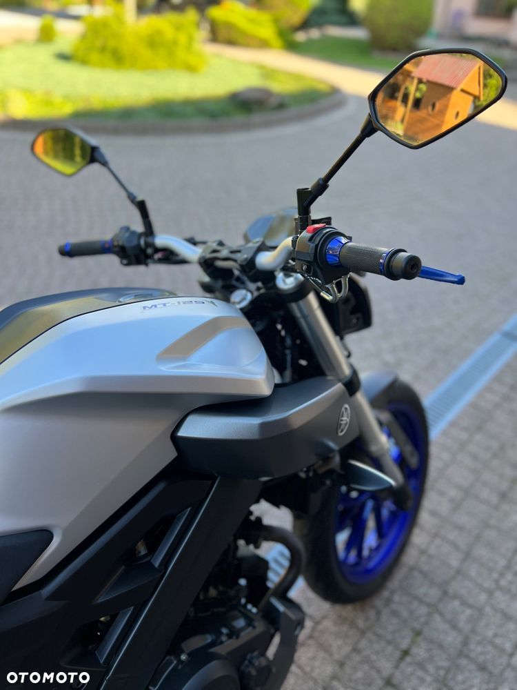 Yamaha MT - 11
