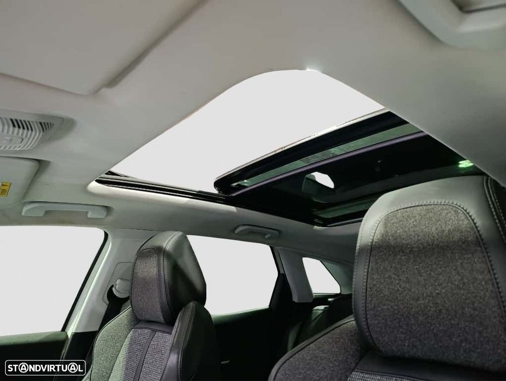 Peugeot 3008 1.2 PureTech Allure EAT8 - 19