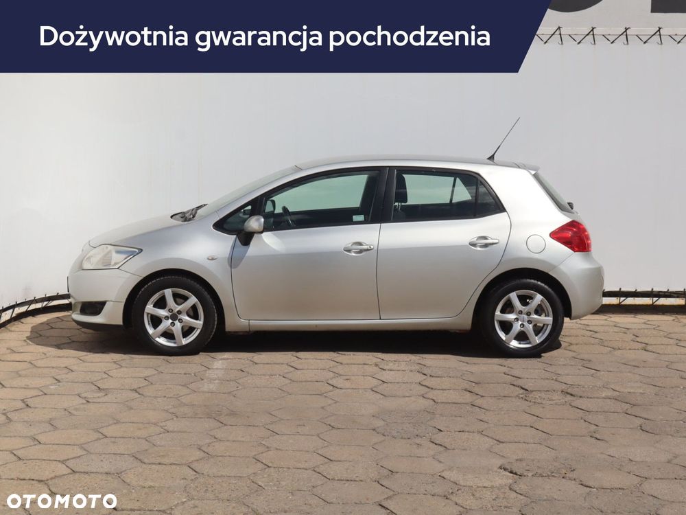 Toyota Auris - 4