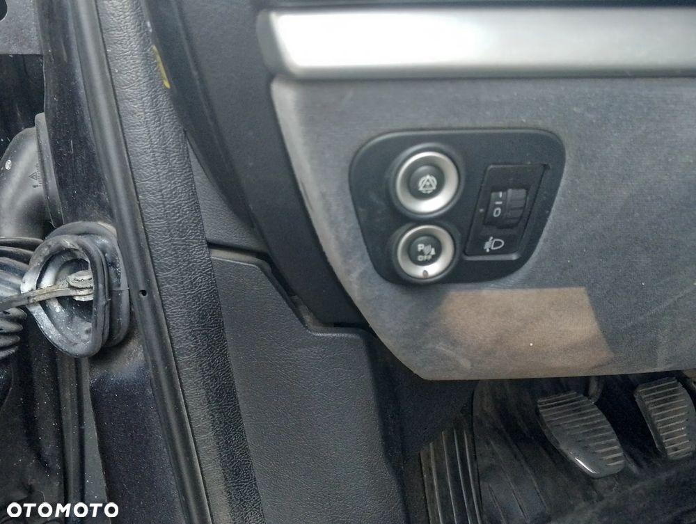 Peugeot 807 2.0 HDi Premium - 18