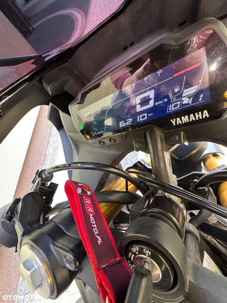 Yamaha YZF - 6