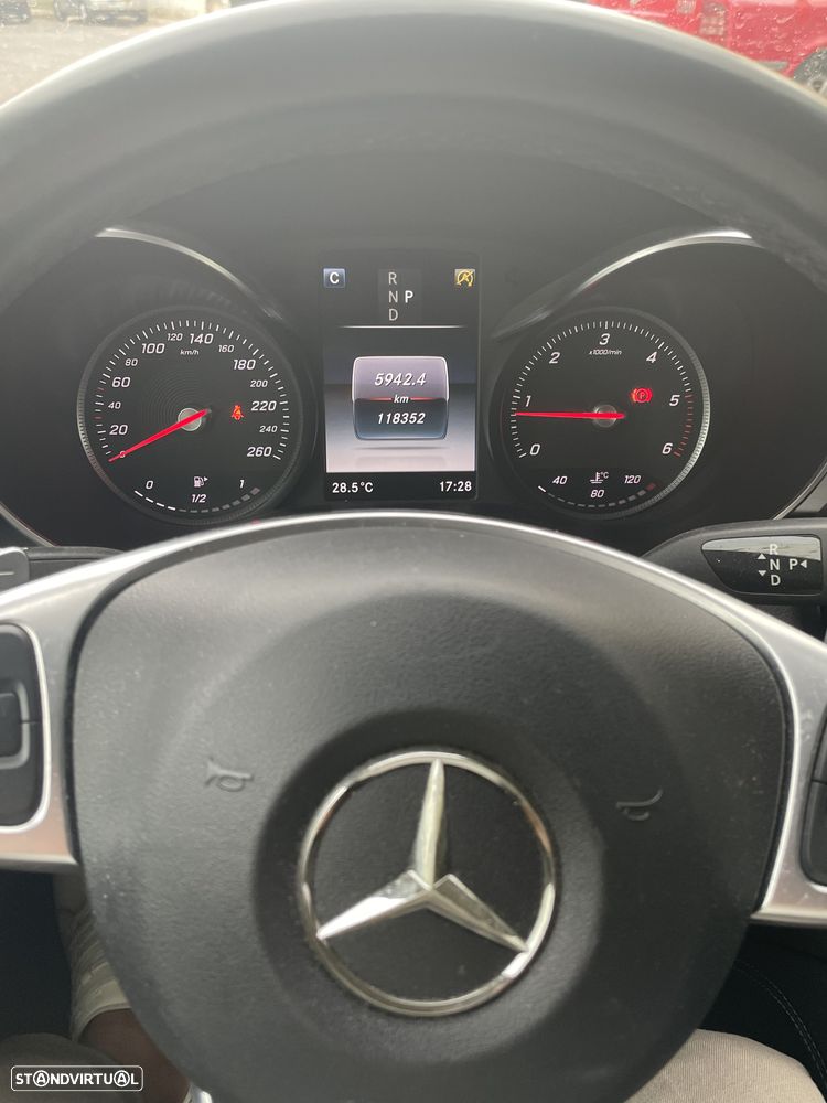 Mercedes-Benz GLC 250 d Coupé AMG Line 4-Matic - 29