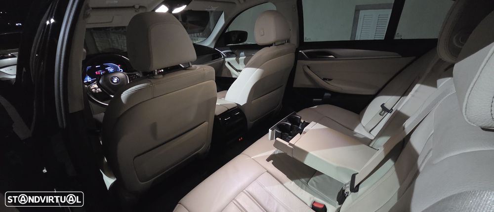 BMW 530 e - 10