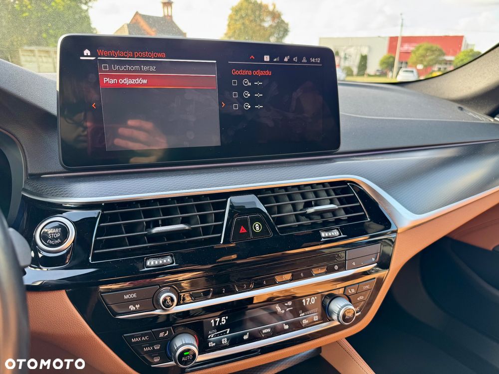 BMW Seria 5 530i Touring M Sport Edition - 23