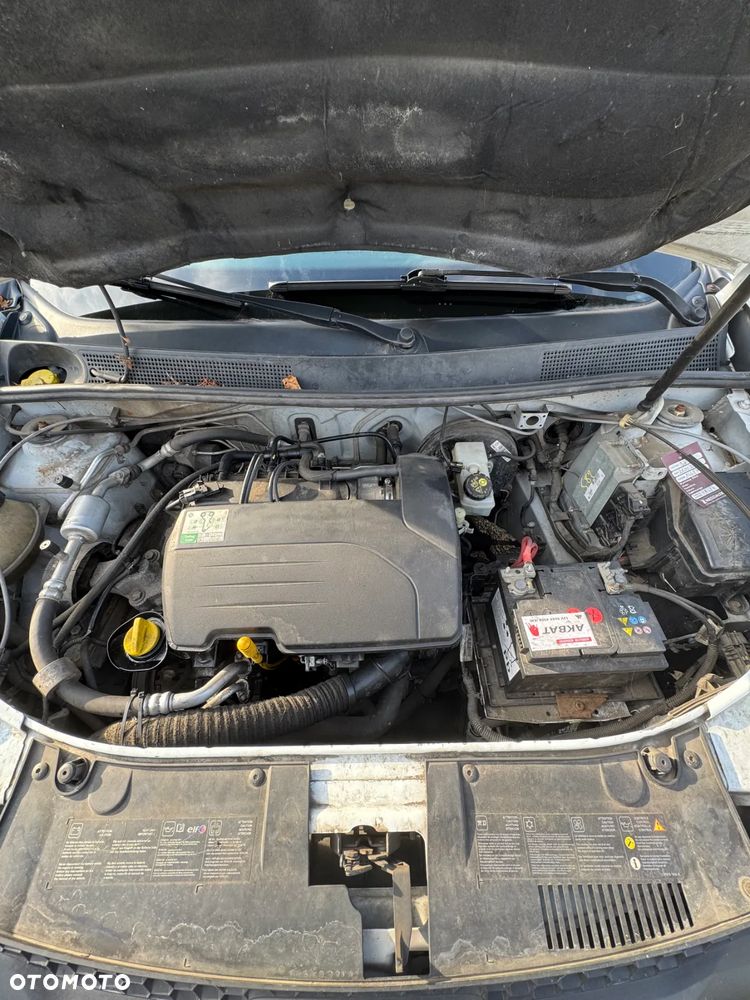 Dacia Sandero 1.2 16V 75 Laureate - 13