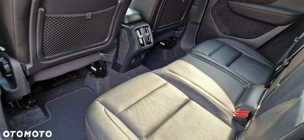 Volvo XC 40 - 37