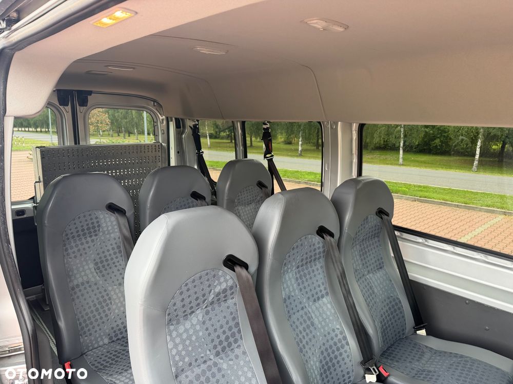Ford Transit - 24