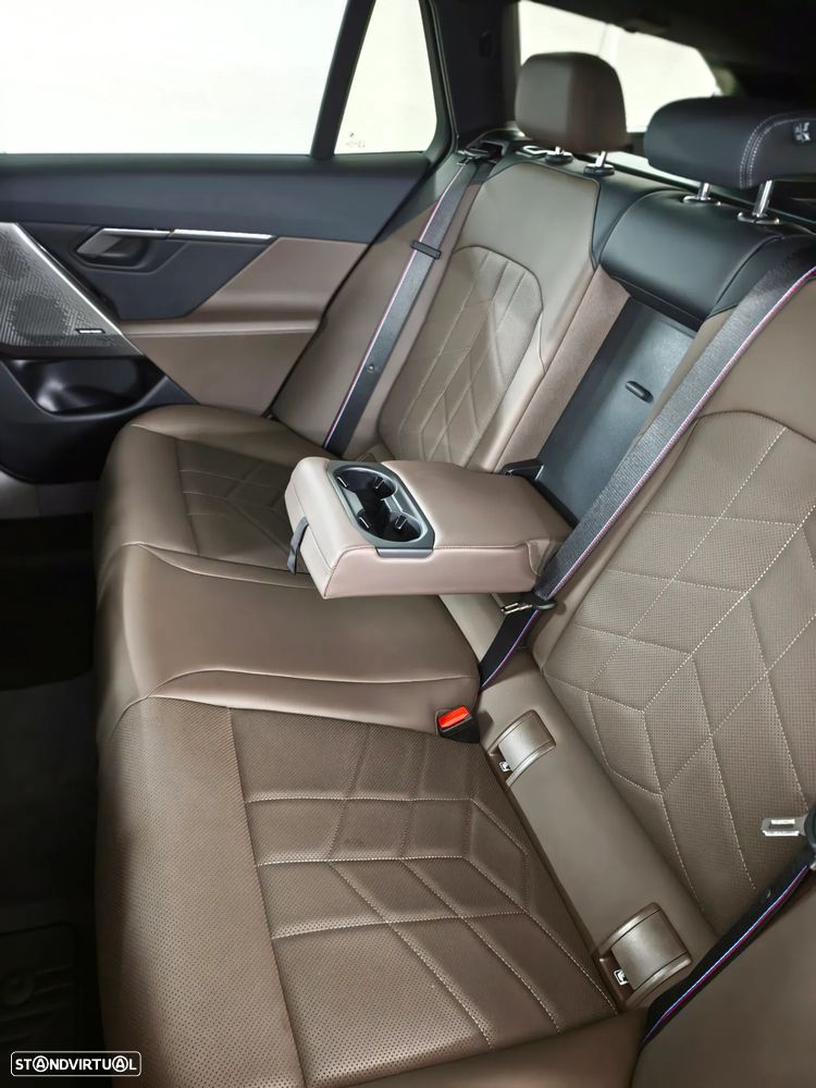 BMW 520 d Pack Desportivo M Pro - 39