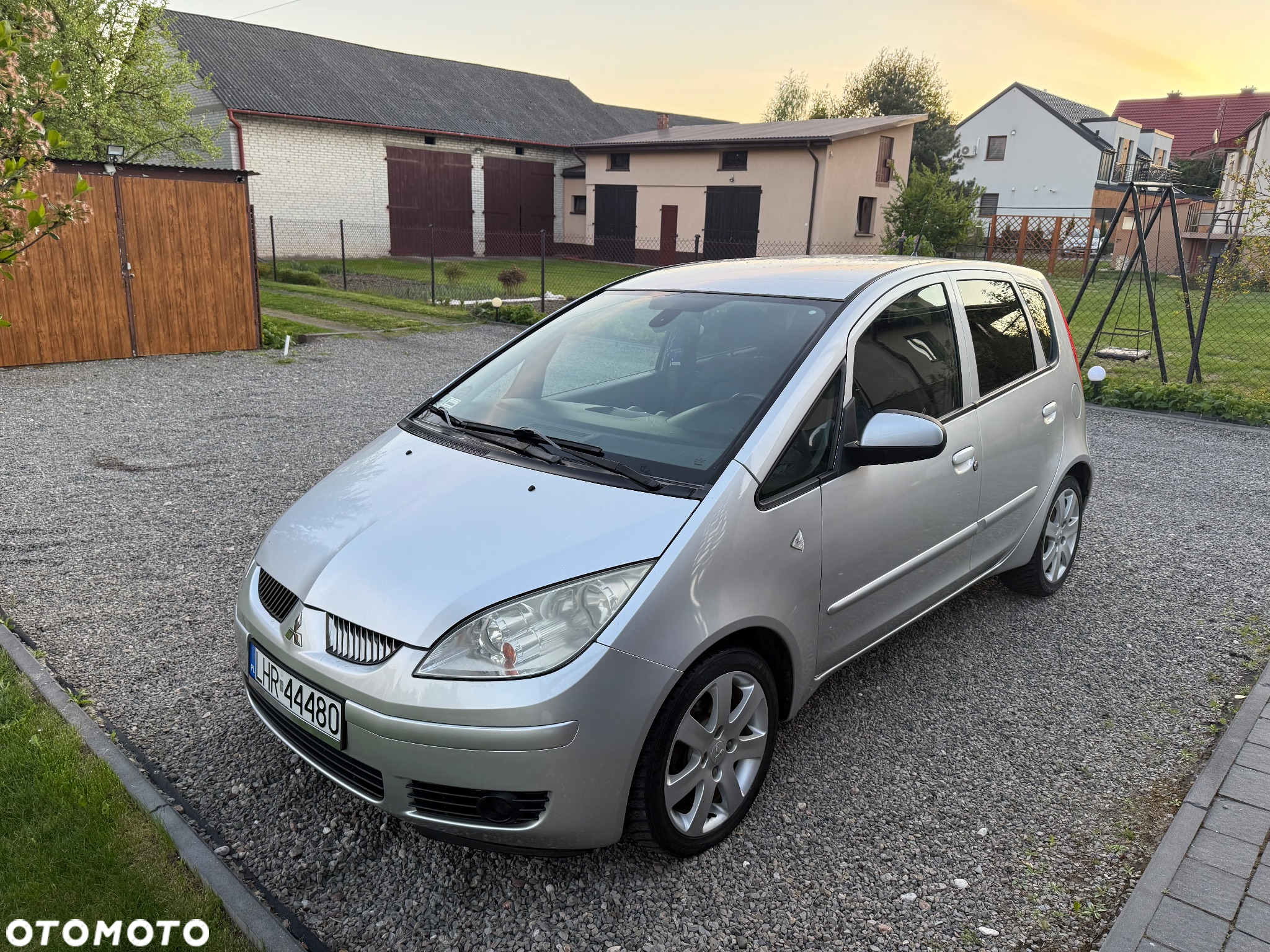 Mitsubishi Colt - 3
