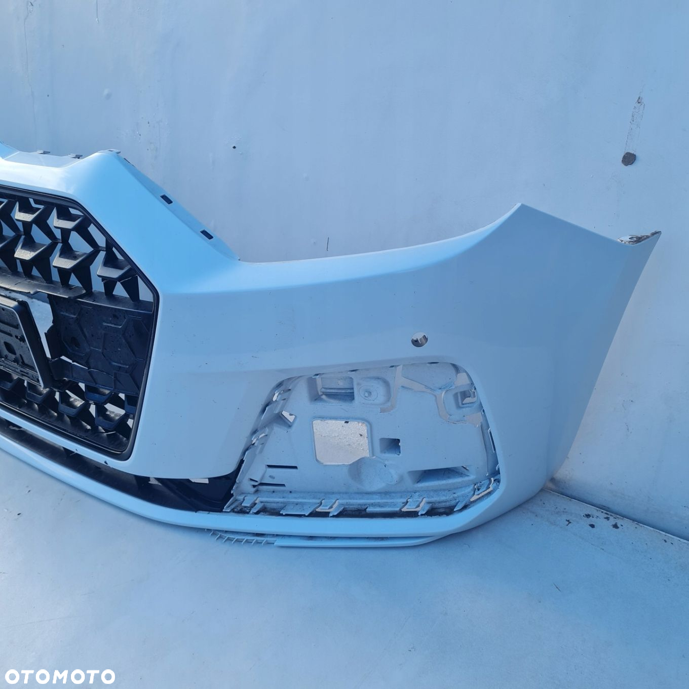 ZDERZAK PRZÓD PRZEDNI AUDI A1 82A LS9R - 4